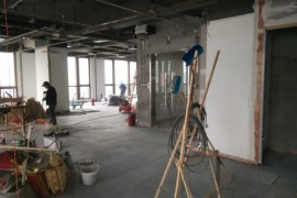 深圳裝修公司-康藍(lán)建設(shè)案例，走進(jìn)建活貿(mào)易裝修現(xiàn)場(chǎng)